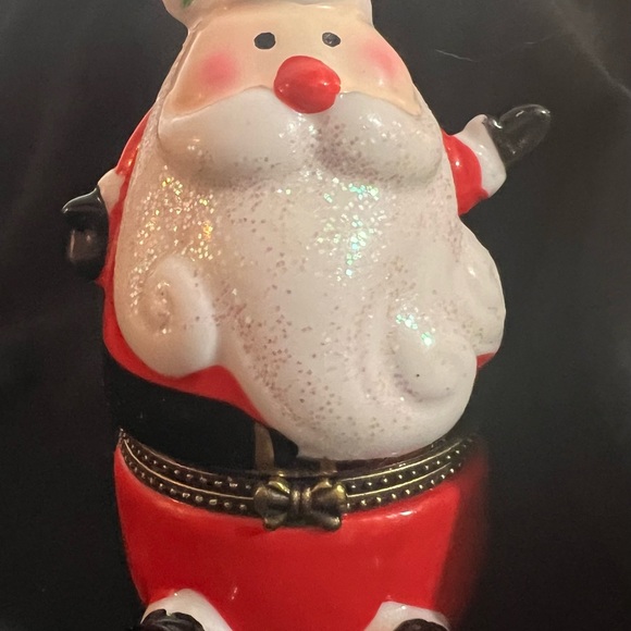 Pier 1 Santa Claus Ceramic Hinged Trinket Box with Christmas Present - Picture 2 of 15